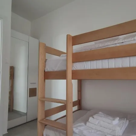 Max Apartman *